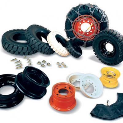 Mâm bánh xe nâng Komatsu FD25